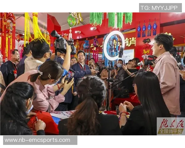 足球带货新风潮球迷热购背后的市场潜力与品牌策略分析